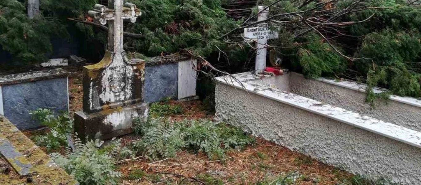Παράνομο νεκροταφείο σε σπίτι ιερέα στα Καλύβια - Τι απαντά η Μονή Εσφιγμένου